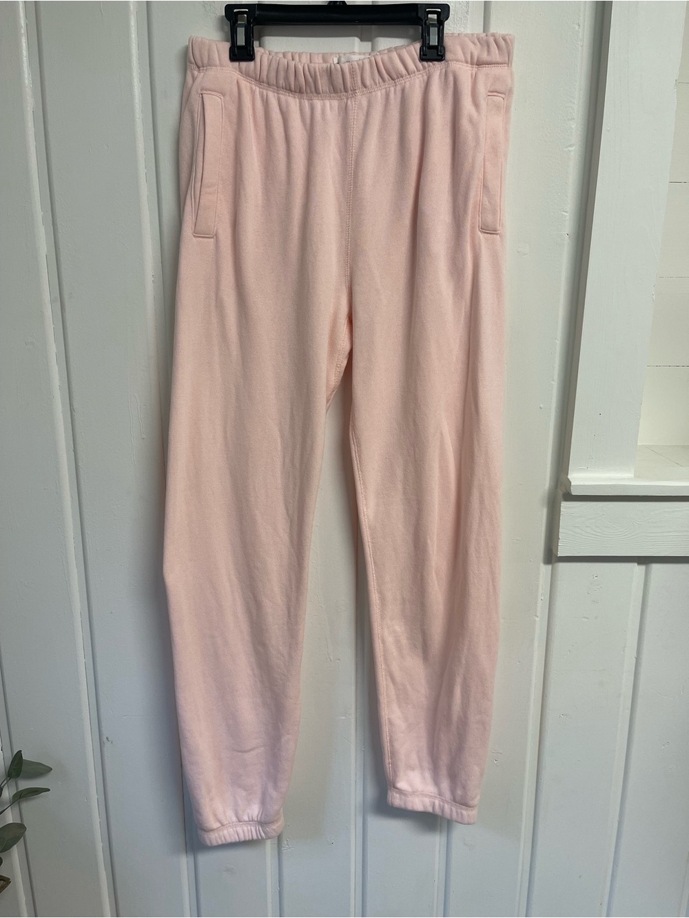 Entireworld Women’s Pink Sweatpants Joggers Size Small